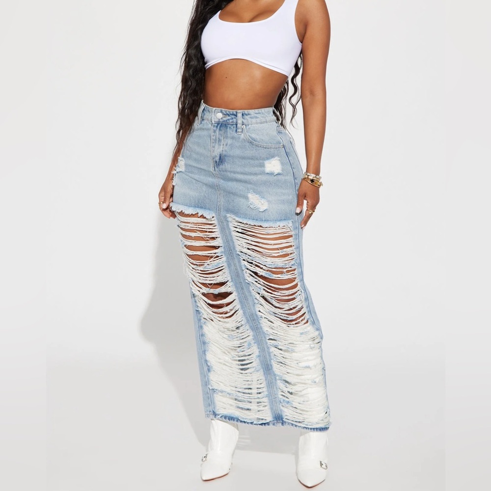 Women’s Denim maxi ripped skirt/M